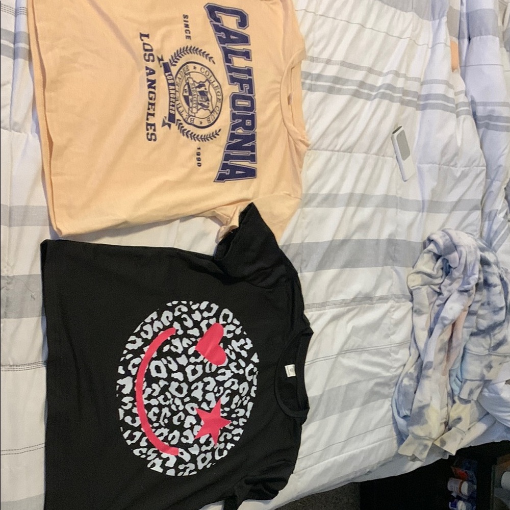 SHEIN Cream and Black Short Sleeve Tees